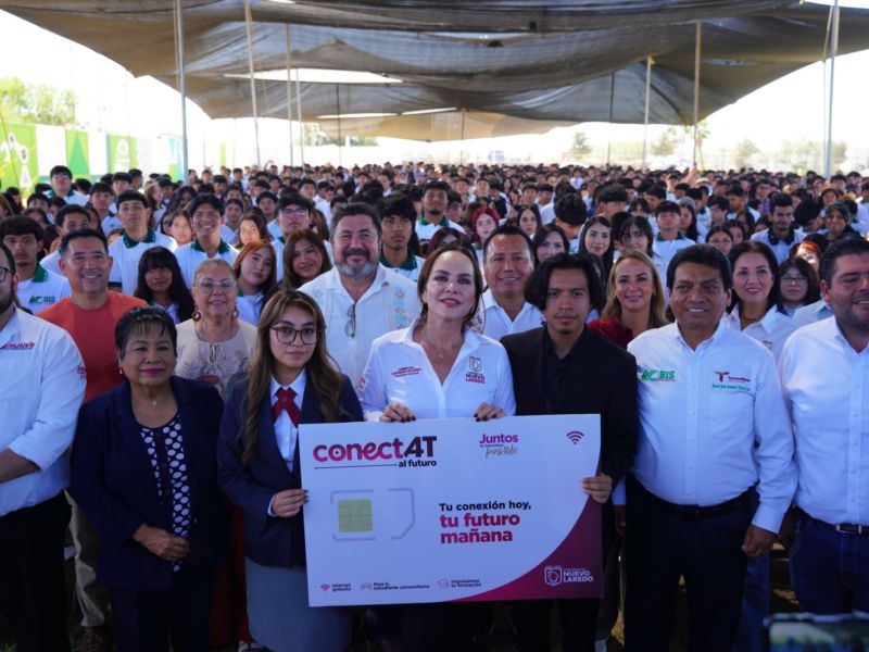 Lleva Carmen Lilia Canturosas programa de conectividad móvil gratis a estudiantes de la UT y UPN