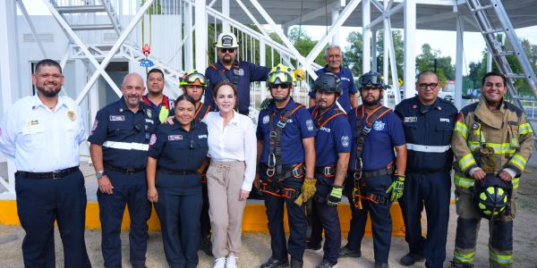 Alcaldesa Carmen Lilia dignifica el trabajo del personal que transforma los espacios públicos