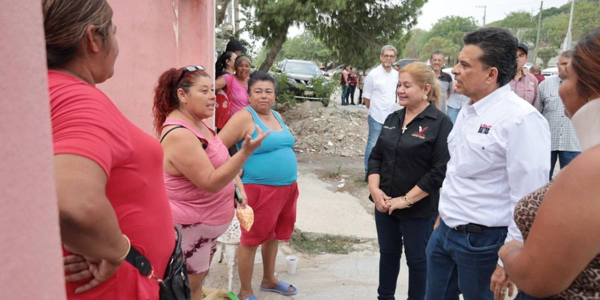 Lalo Gattás recorre y escucha a vecinos de la colonia Linda Vista