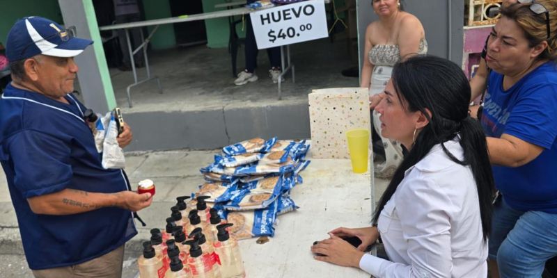 Astrid Sontoya acerca servicios y economía familiar a las colonias de El Mante