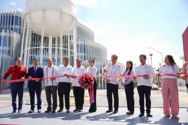 Américo y Carmen Lilia abren una ventana hacia las estrellas en Nuevo Laredo