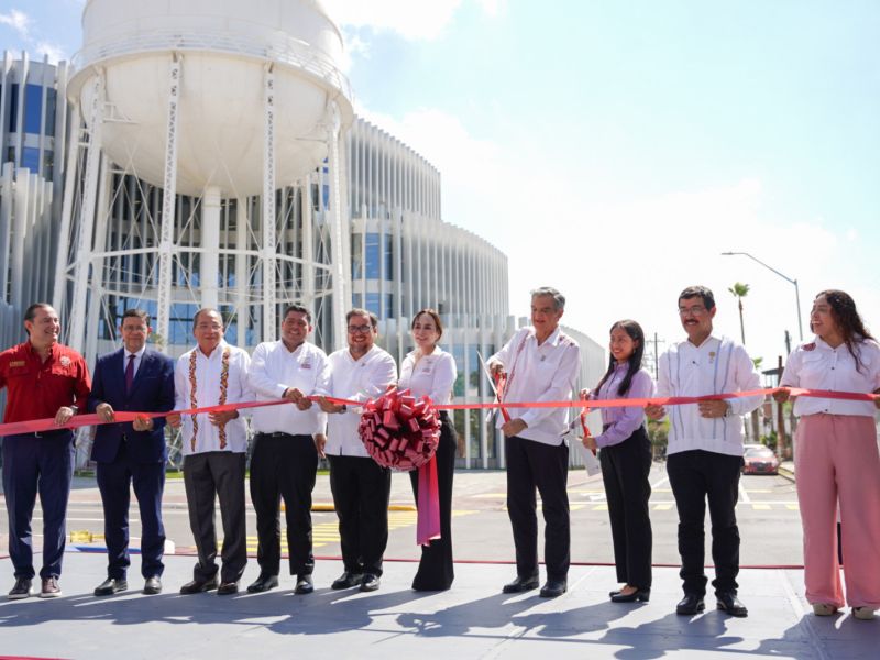Américo y Carmen Lilia abren una ventana hacia las estrellas en Nuevo Laredo