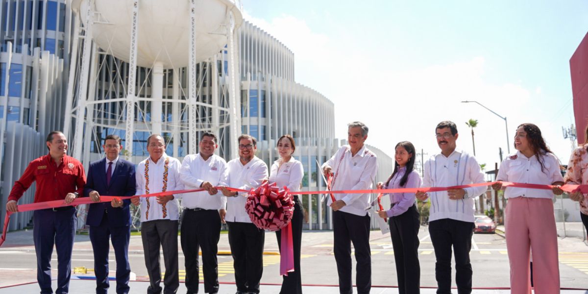 Américo y Carmen Lilia abren una ventana hacia las estrellas en Nuevo Laredo