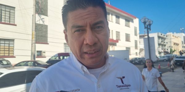 Capacitan a trabajadores de la Torre Gubernamental para prevenir muertes por paro cardíaco