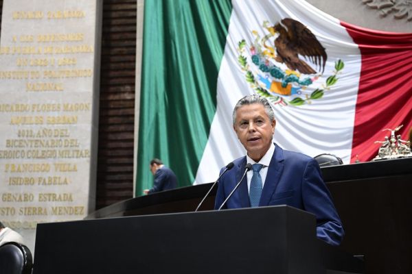 Advierte Nader riesgos para la inversión extranjera