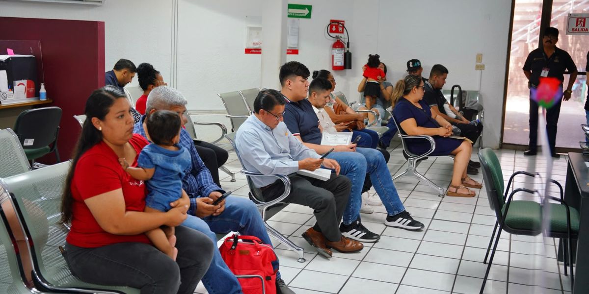 Reduce gobierno municipal  tiempos de entrega de pasaportes en Nuevo Laredo