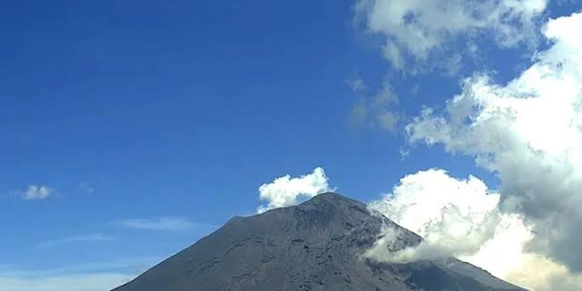 Popocatépetl baja exhalaciones, pero registra 13 horas de tremor