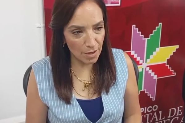 Regidora de Tampico: No sabe nada, pero se enoja si le preguntan