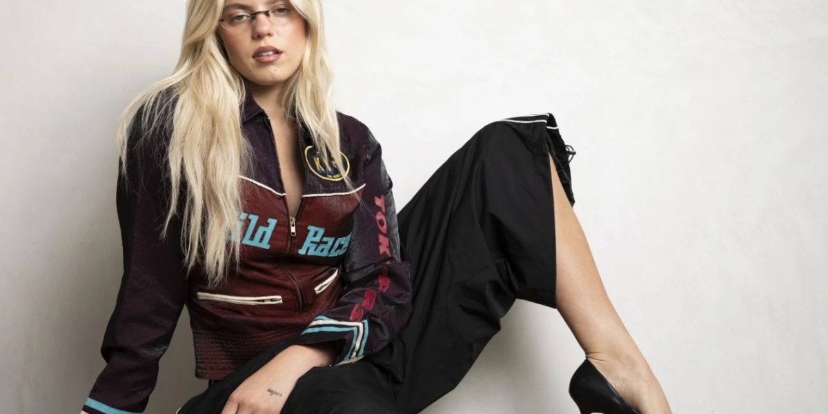 En ‘Bite Me’, Reneé Rapp responde con fuerza