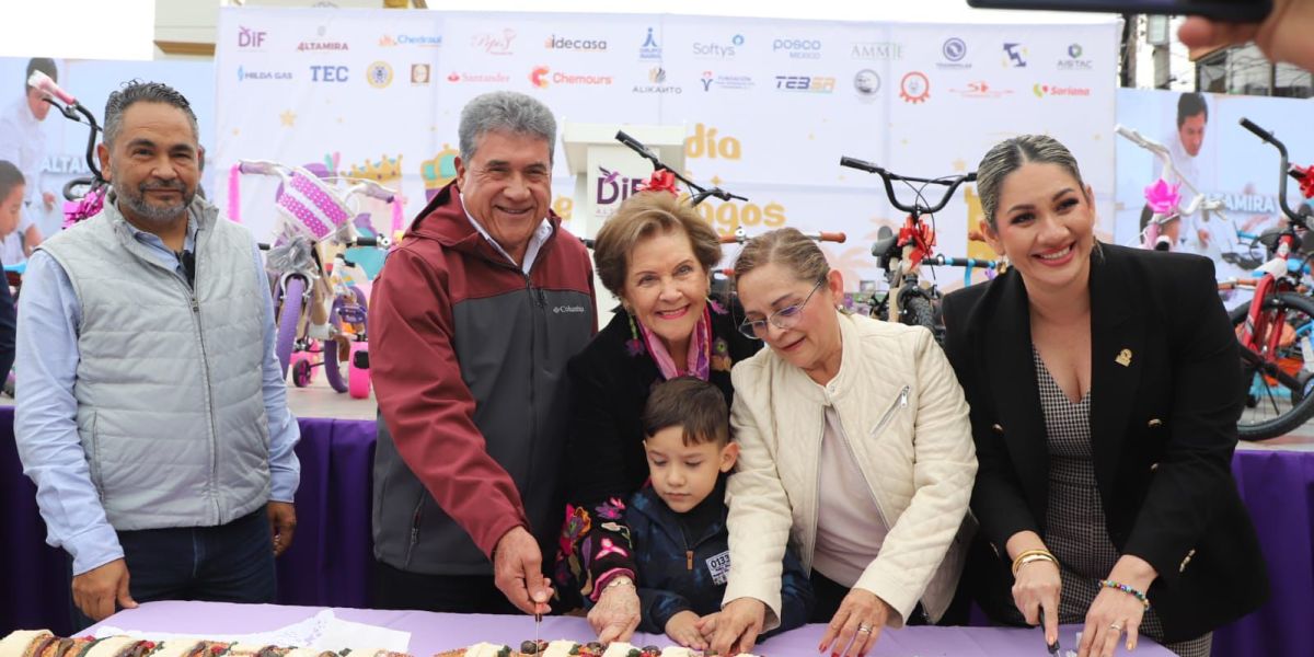 Celebran gobierno de Altamira y DIF municipal a niños y niñas por el Día de Reyes