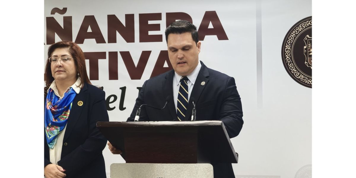 Respalda líder del Congreso trabajo del Fiscal Irving Barrios