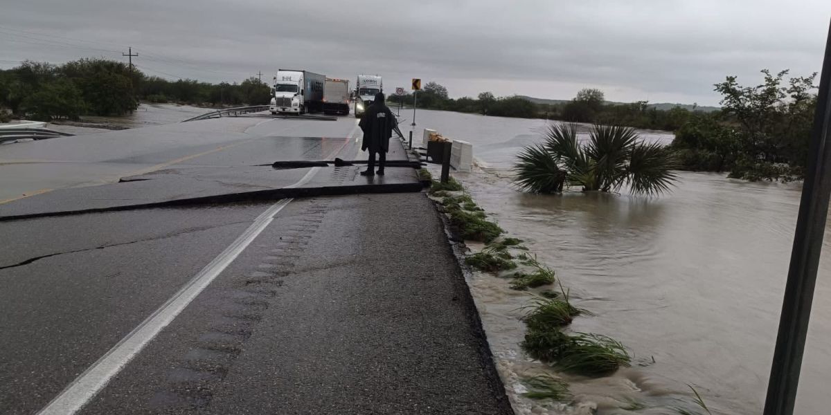 Continua cerrada carretera Zaragoza – González, quienes viajan con destino a Tampico, utilizan otras vías