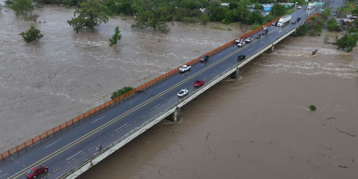 Se recuperan niveles; agua avanza a la Presa Vicente Guerrero