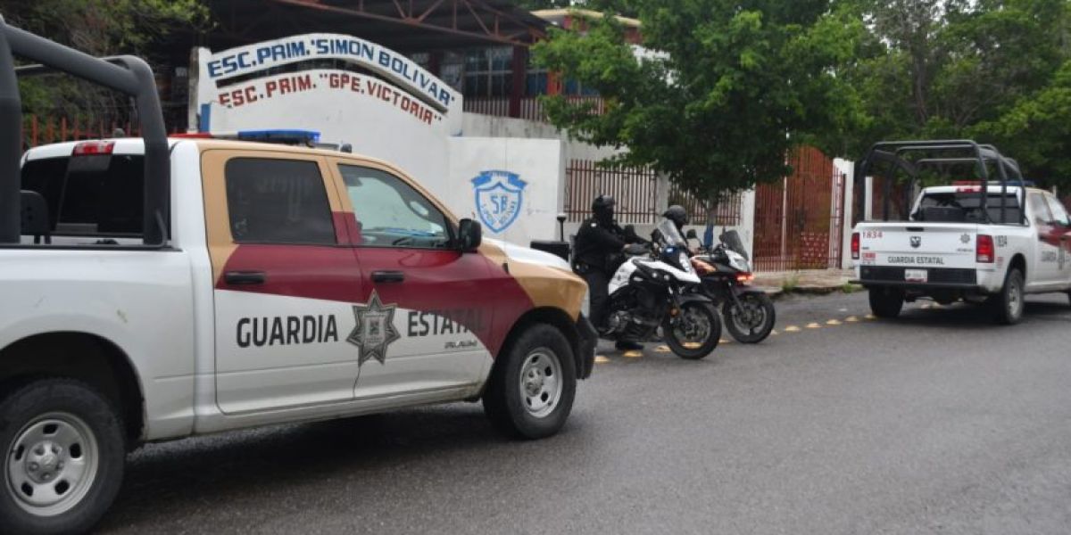 Guardia Estatal blinda escuelas ante ola delictiva en vacaciones  Ni un ladrillo más será tocado por la delincuencia; Advierte SSPT