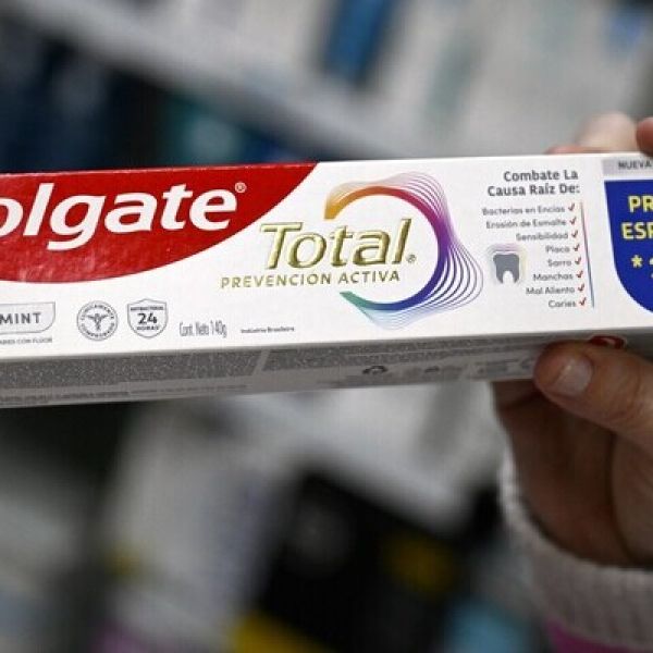 ¡Alerta en los hogares! Retiran pasta dental Colgate por provocar graves reacciones en usuarios