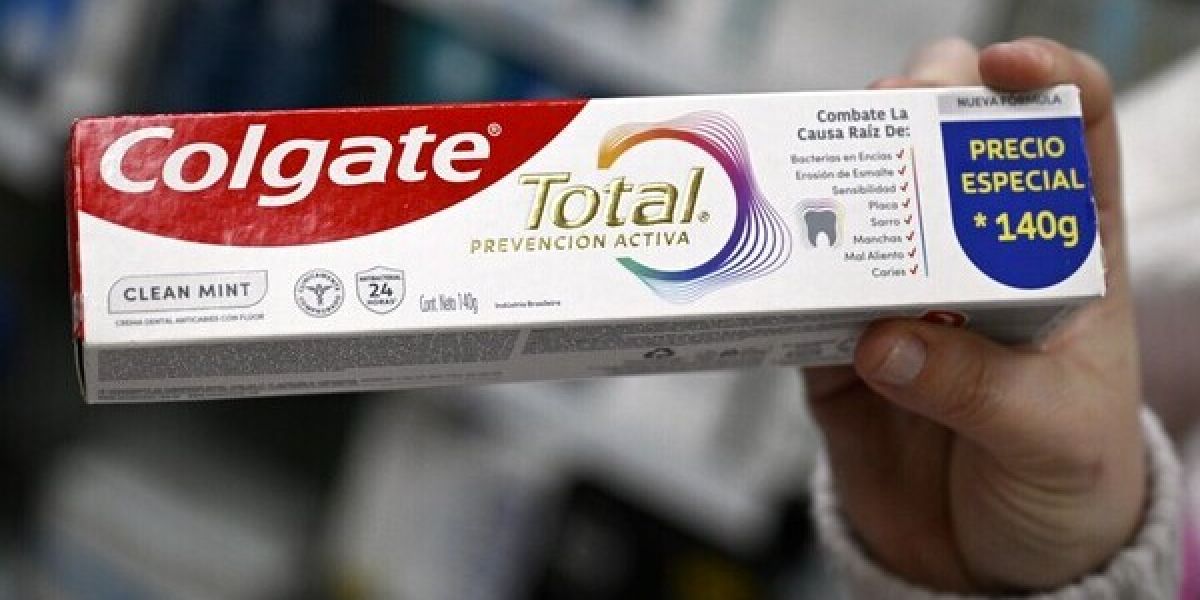 ¡Alerta en los hogares! Retiran pasta dental Colgate por provocar graves reacciones en usuarios