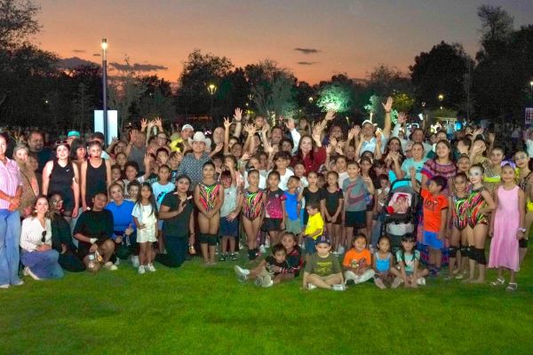 Inaugura Carmen Lilia Canturosas espacio cultural y artístico del parque viveros