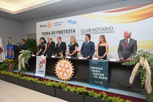 Reconoce Lalo Gattás labor altruista del Club Rotario Bicentenario