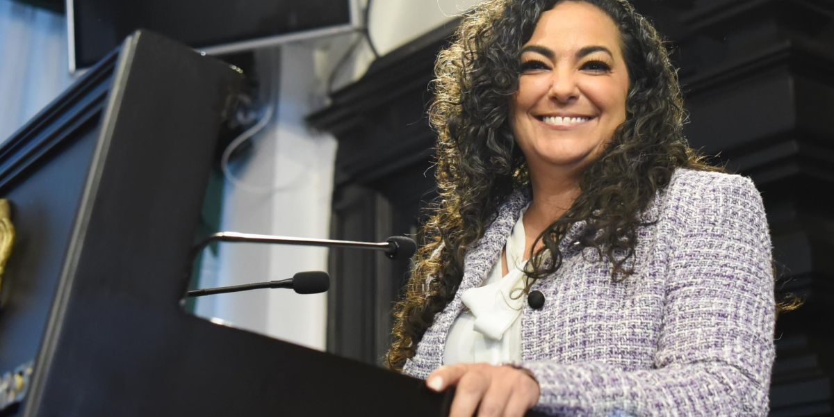 Aprueban exhorto de la senadora Olga Sosa para fomentar la cultura del ahorro y uso eficiente de la energía
