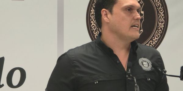 Crearán comisión especial en Congreso para investigar corrupción en Salud