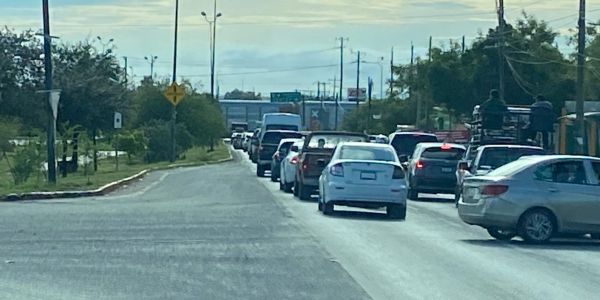 Ferromex paraliza la ciudad,  ciudadanos exigen freno a trenes que colapsan la vialidad en horas pico