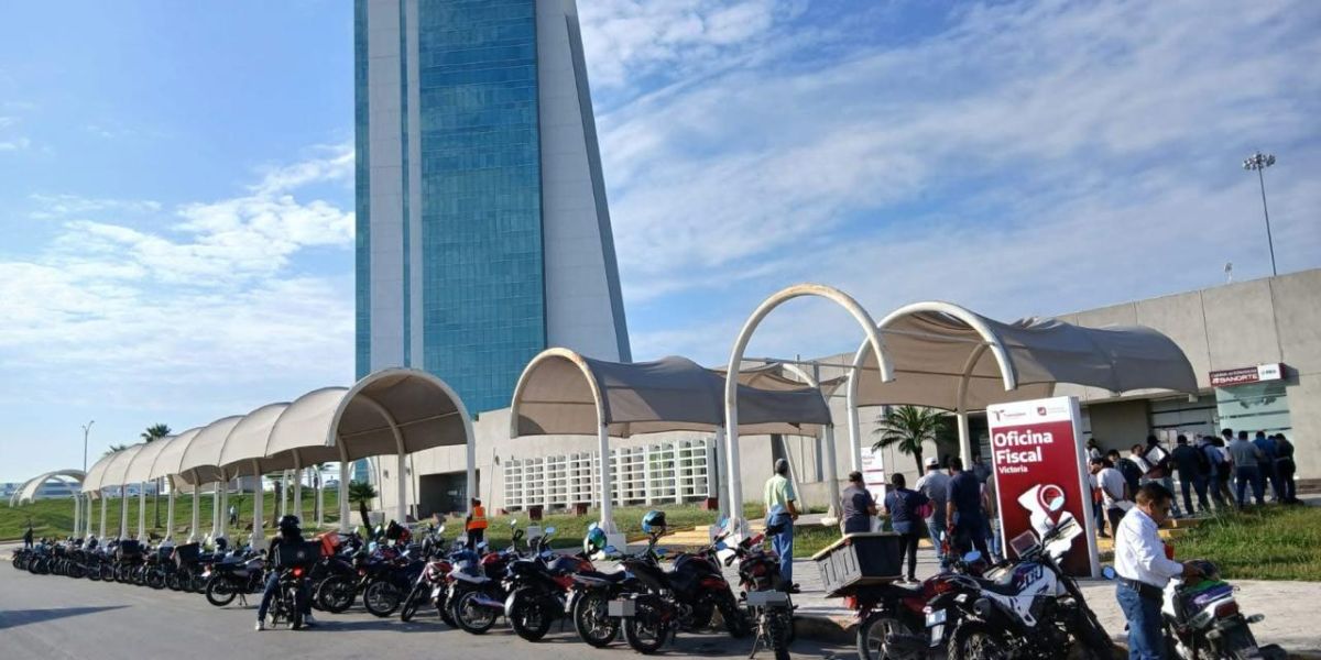 Beneficios fiscales para motociclistas provocan largas filas