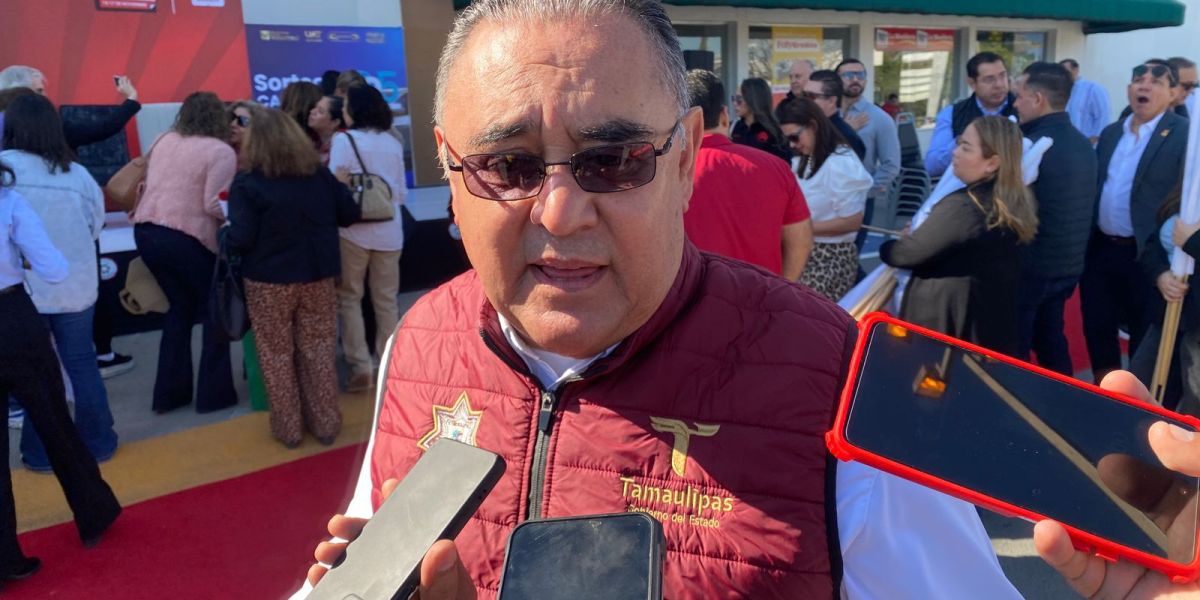 Inhibidores de señal “apagan” llamadas desde los penales de Tamaulipas