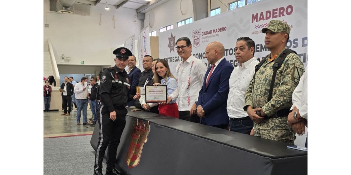 Reconocen a elementos de Tránsito egresados de la Universidad de Seguridad y Justicia de Tamaulipas