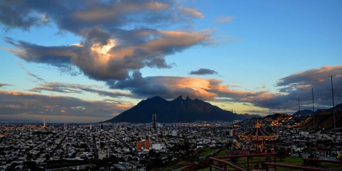 Monterrey: Una Guía Para Una Estancia Económica
