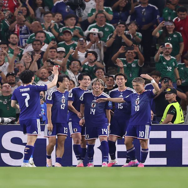 Japón golea a Túnez y se acerca a la siguiente ronda