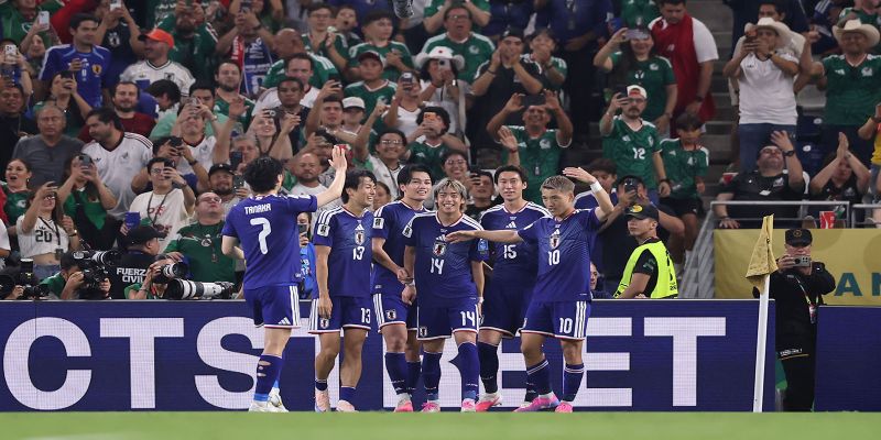 Japón golea a Túnez y se acerca a la siguiente ronda