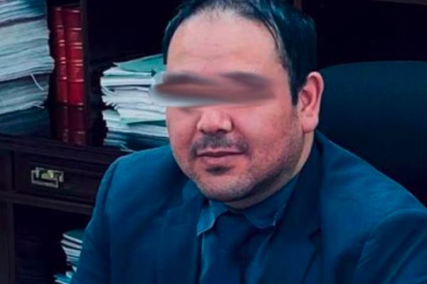 Vinculan a proceso a juez que otorgó amparos a Cabeza de Vaca