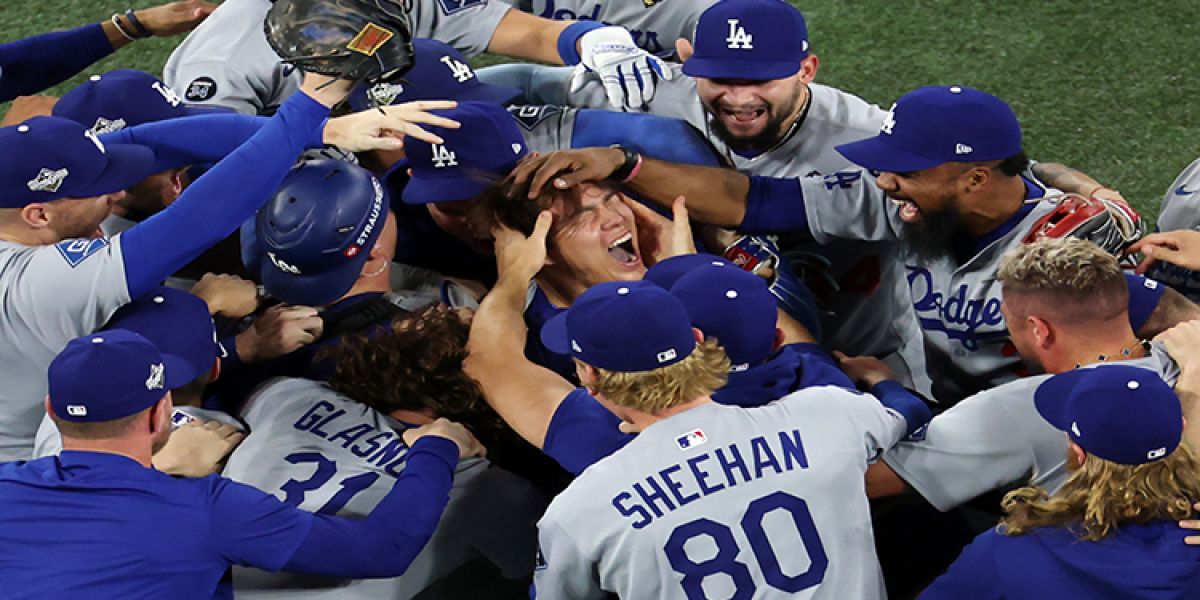 Dodgers bicampeon de la Serie Mundial al vencer a Toronto en extra innings