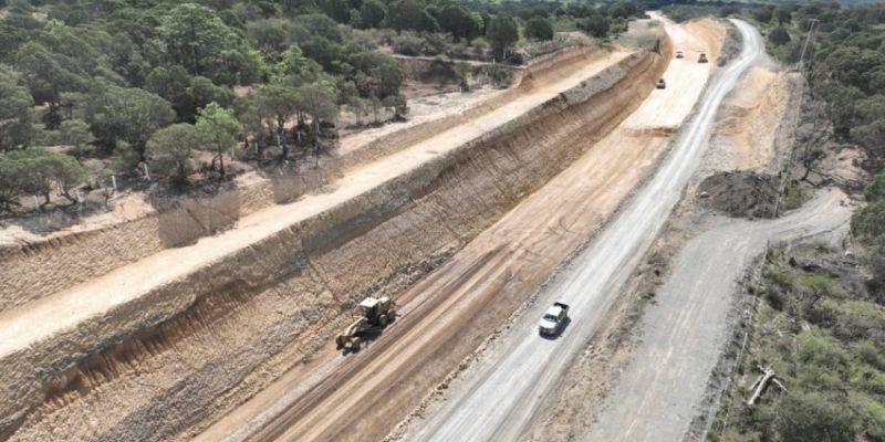 Habrá otra carretera de cuota; se aplicará al transporte de carga