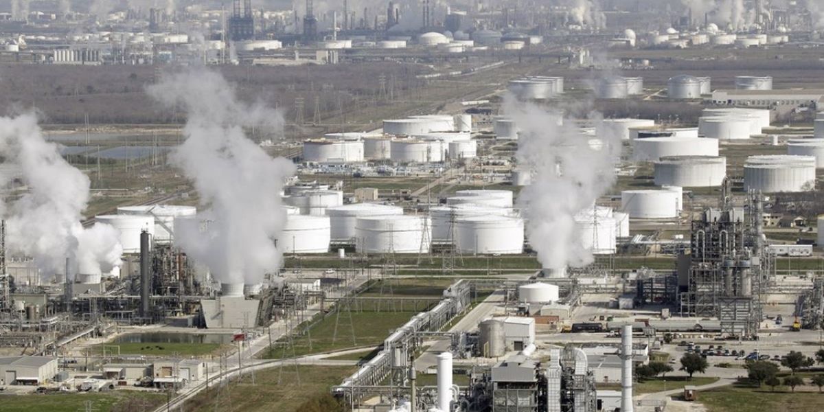 ‘Dispara’ Pemex producción petrolera… ¡pero en Texas!