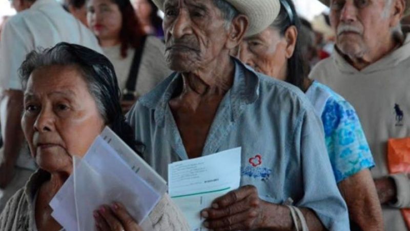 ‘Ahogan’ a finanzas federales las pensiones y deuda pública