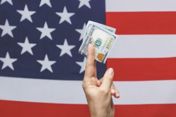 Trump insaciable: Ahora va sobre remesas de paisanos