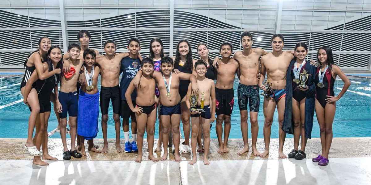 A Estatal en Tampico tritones y ondinas de tamaulipas