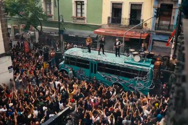 U2 graba Street of Dreams con sus fans mexicanos