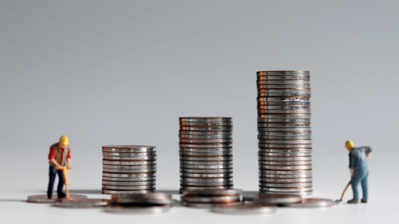 Estiman aumento del 12% del salario mínimo en 2027