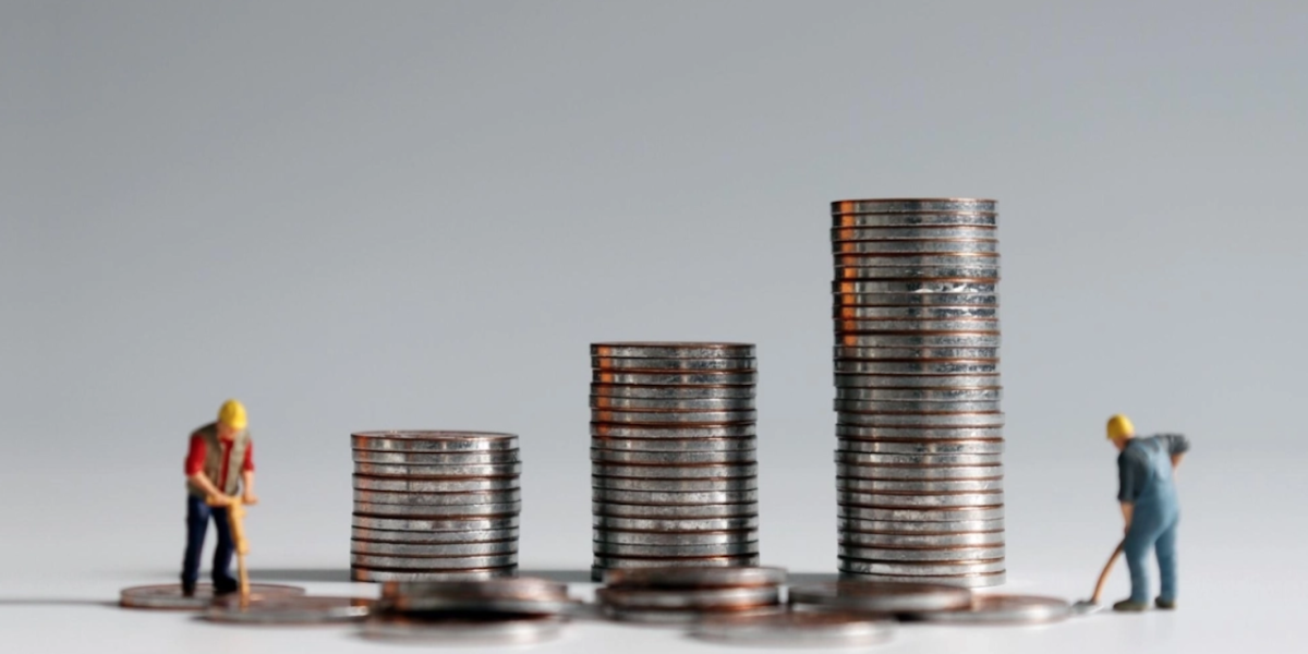 Estiman aumento del 12% del salario mínimo en 2027