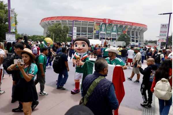 El Tri enciende la fiesta mundialista