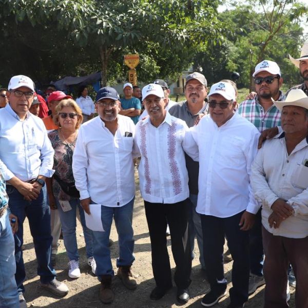 Armando Martínez se posiciona entre los 10 alcaldes mejor evaluados del país