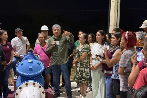 Mejora Armando Martínez infraestructura hidráulica con tanque semienterrado en Municipios Libres