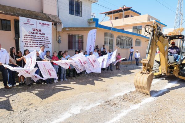 Erasmo González arranca nueva pavimentación; inversión 5.8 millones de pesos