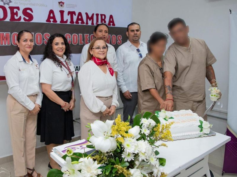 Celebran matrimonios colectivos en CEDES Altamira