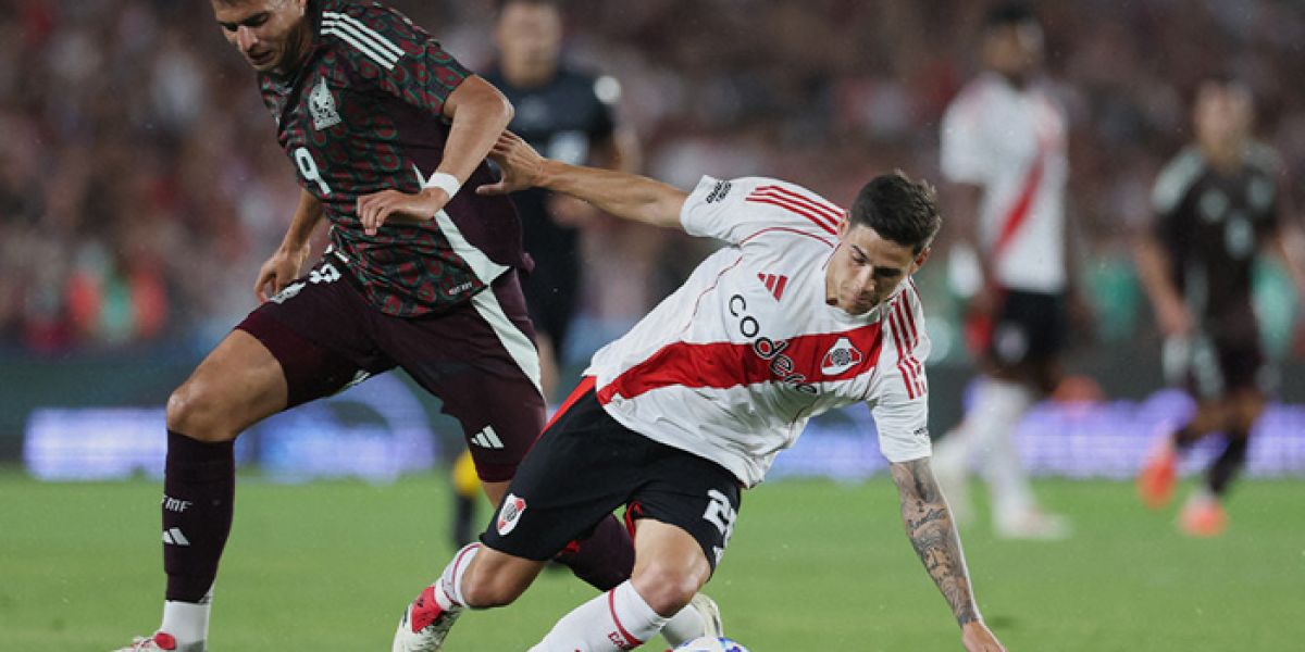 Derrota River Plate a selección mexicana 2 goles a 0