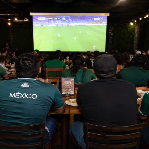 Reportan en Victoria ligero repunte en consumo por mundial de fútbol