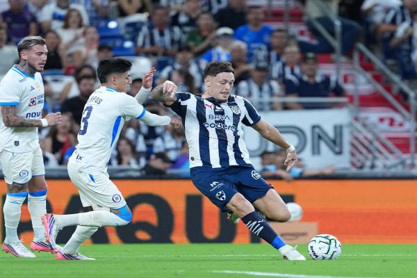 Vence Rayados a Cruz Azul por 1-0