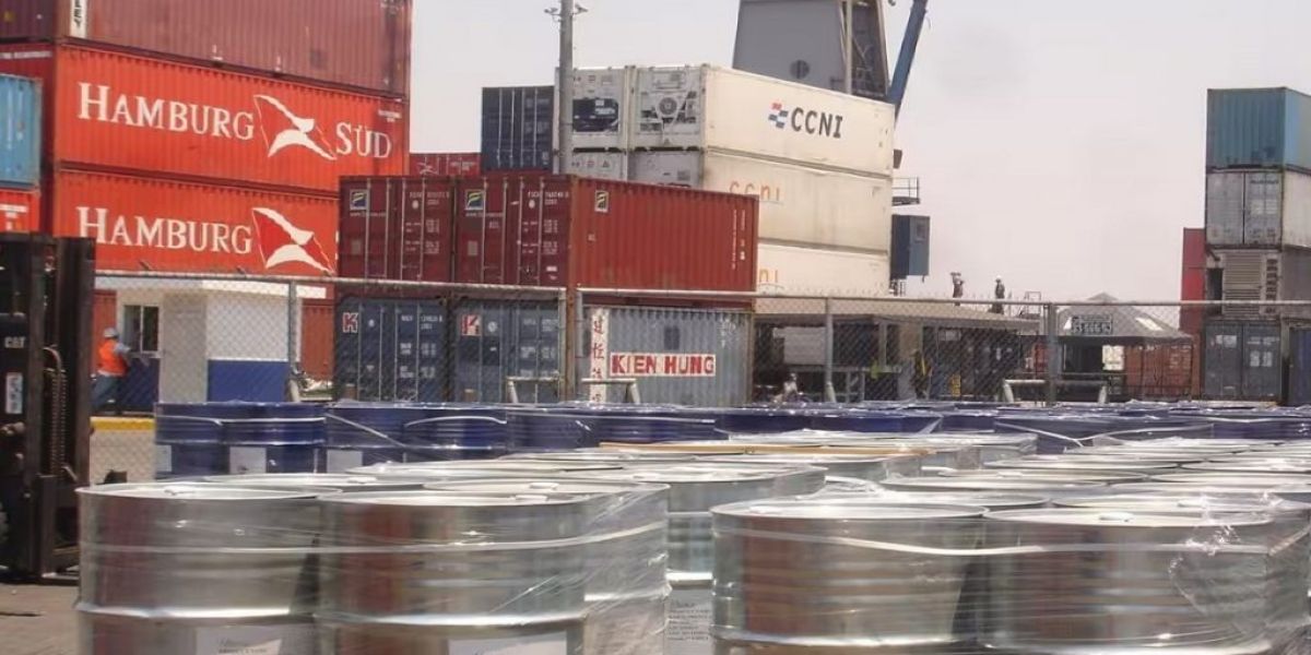 China restringe químicos tras acuerdo con Trump sobre aranceles al fentanilo